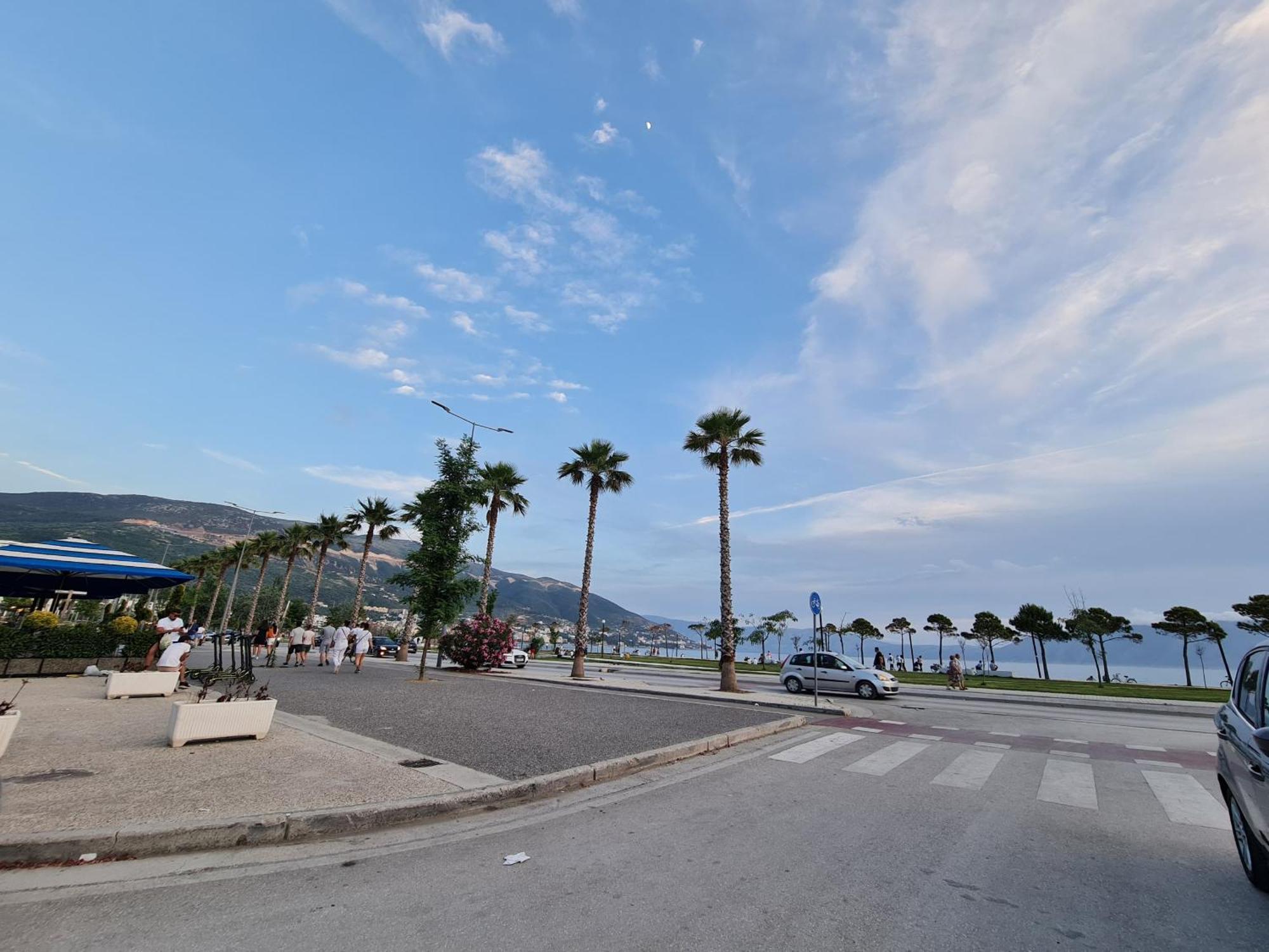 Seascape Apartments Vlore Ngoại thất bức ảnh