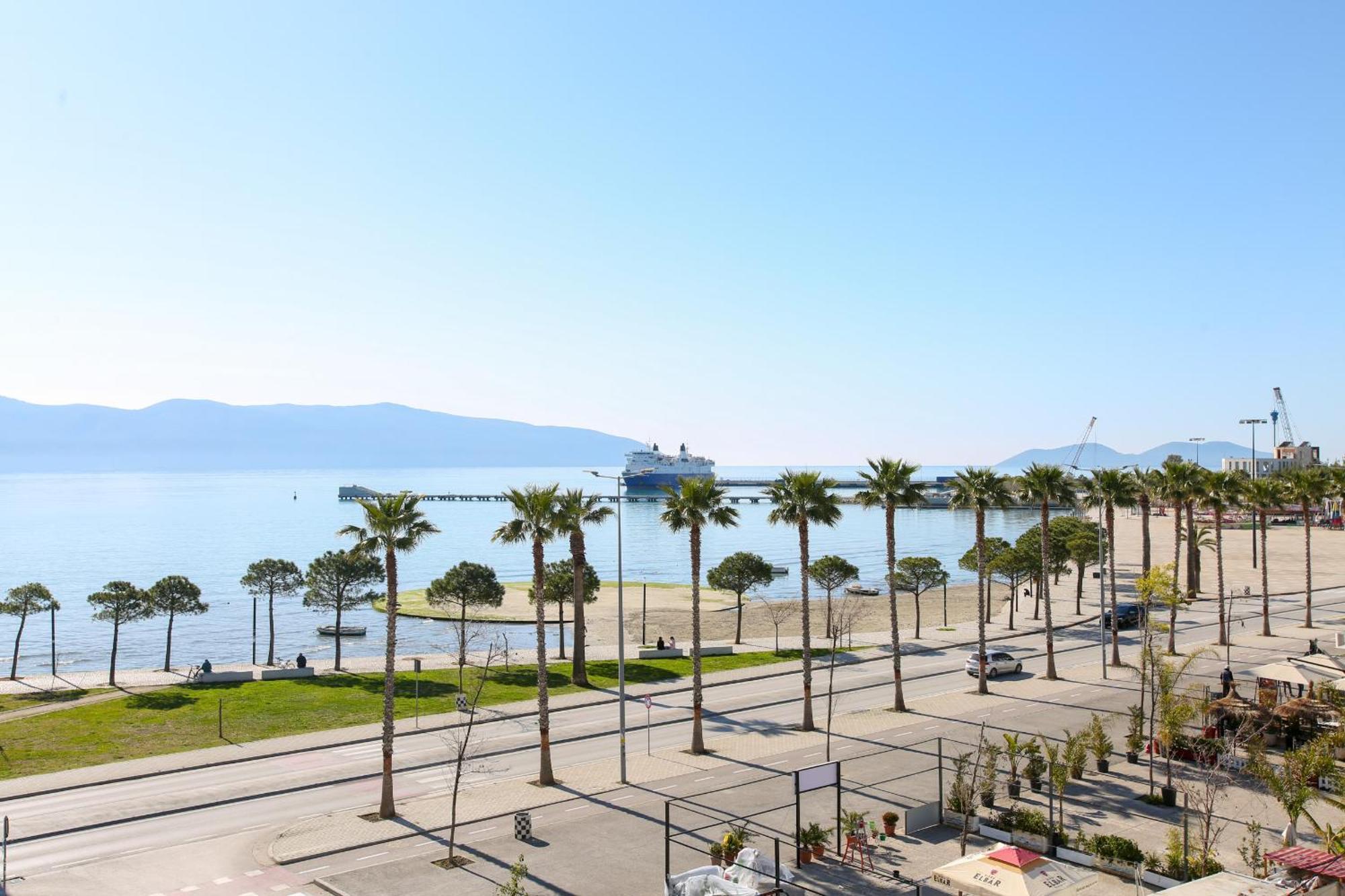 Seascape Apartments Vlore Ngoại thất bức ảnh